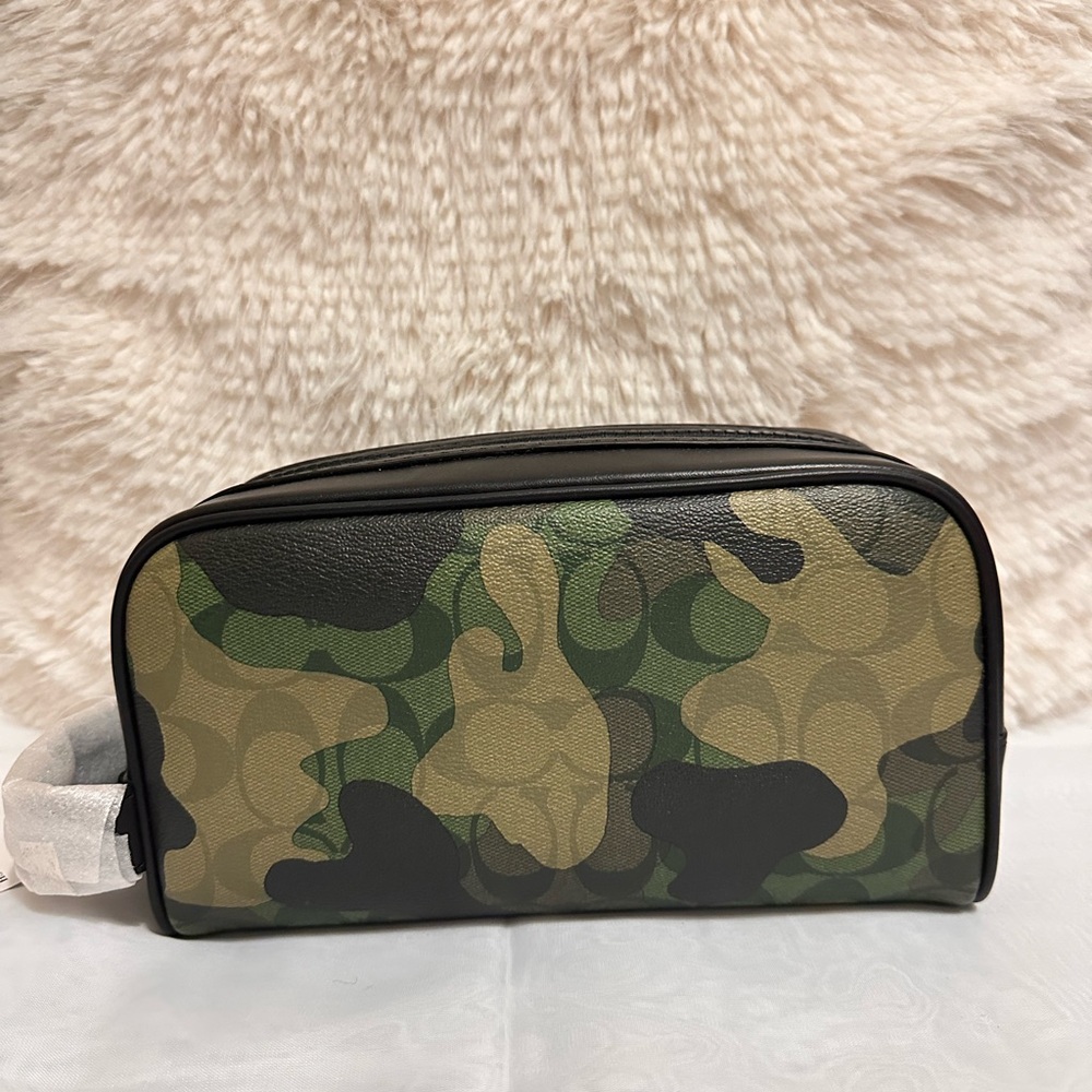 Coach Small travel kit in signature canvas with camo print